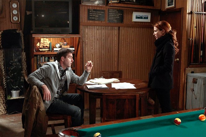 Unforgettable - The Following Sea - Photos - Paul Fitzgerald, Poppy Montgomery