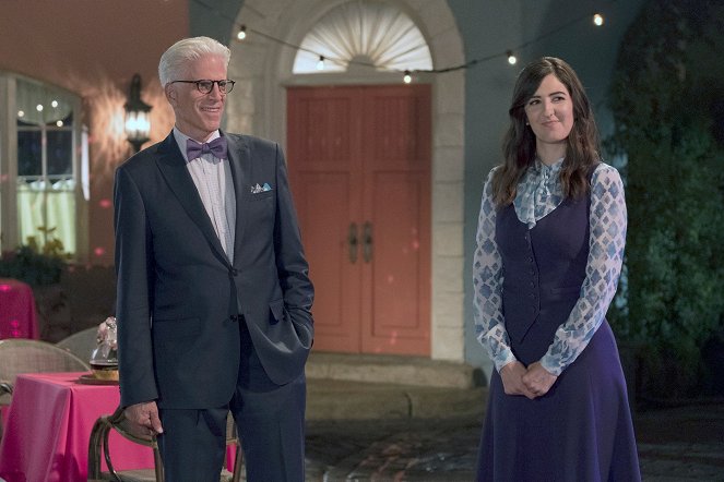 The Good Place - Best Self - Van film - Ted Danson, D'Arcy Carden