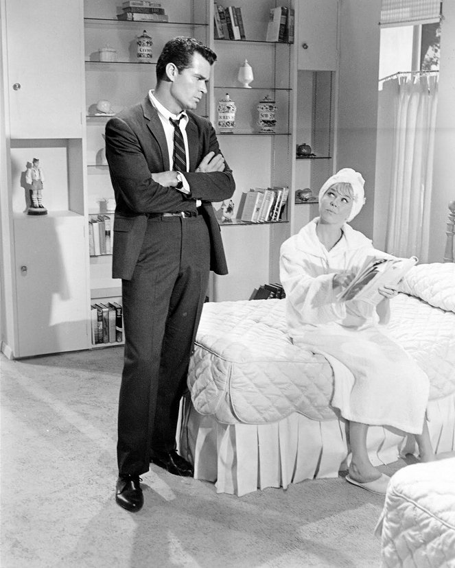 Was diese Frau so alles treibt - Filmfotos - James Garner, Doris Day