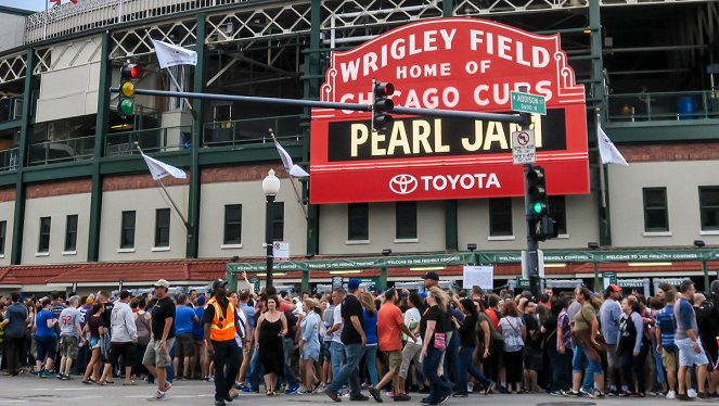 Pearl Jam: Let's Play Two - Photos