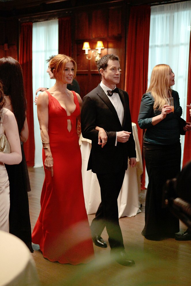 Unforgettable - Season 1 - The Comeback - Photos - Poppy Montgomery, Dylan Walsh