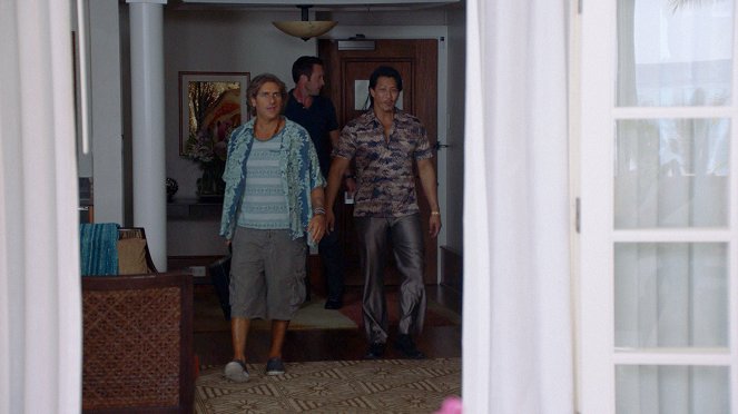 Hawaii Five-0 - Ka Pohaku Kihi Pa'a - Van film - Michael Imperioli, Will Yun Lee