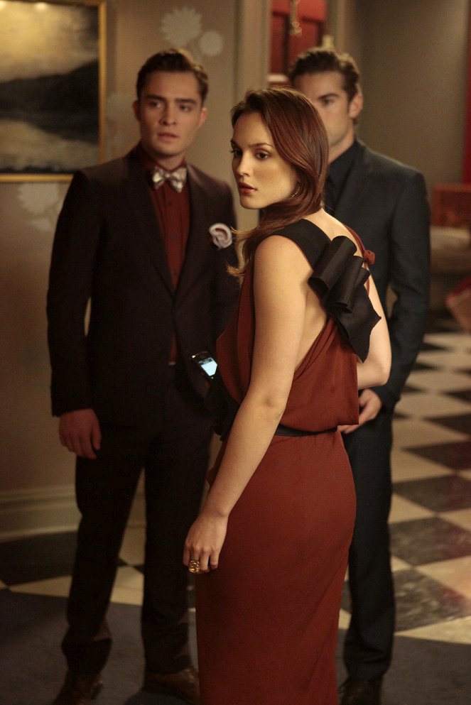 Gossip Girl - Season 4 - War at the Roses - Photos - Ed Westwick, Leighton Meester, Chace Crawford