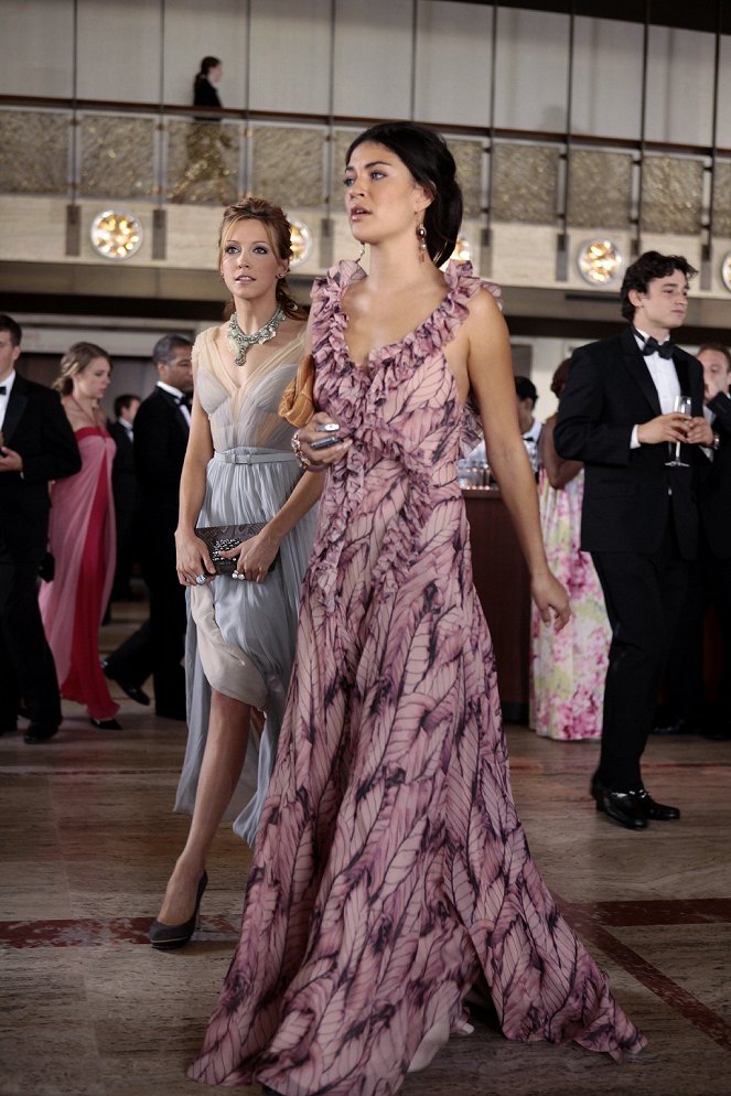 Gossip Girl - Juliet Doesn't Live Here Anymore - Photos - Katie Cassidy, Jessica Szohr