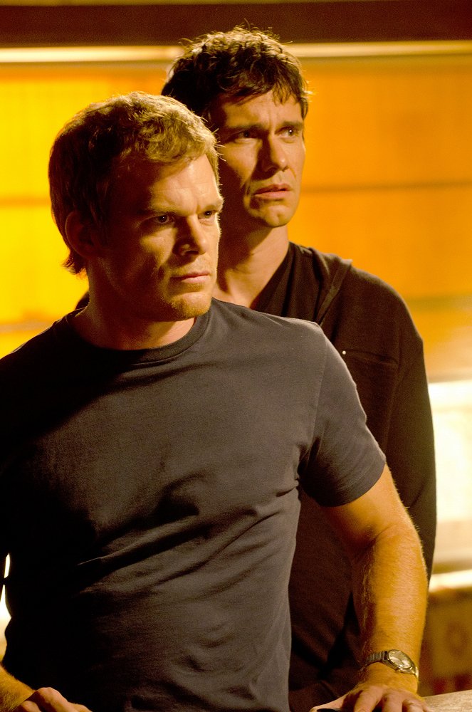 Dexter - Die Reise nach Nebraska - Filmfotos - Michael C. Hall, Christian Camargo