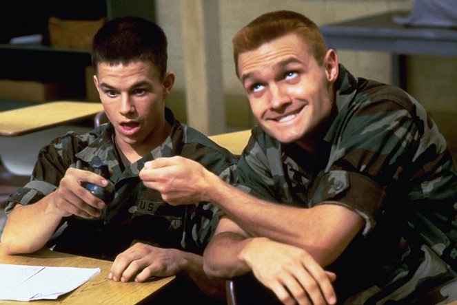 Inteligent w armii - Z filmu - Mark Wahlberg, Gregory Sporleder