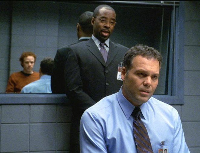 Law & Order: Criminal Intent - Season 2 - Con-Text - Photos - Courtney B. Vance, Vincent D'Onofrio