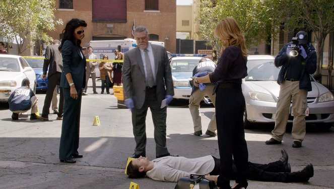Született detektívek - Season 6 - A kelet találkozik a nyugattal - Filmfotók
