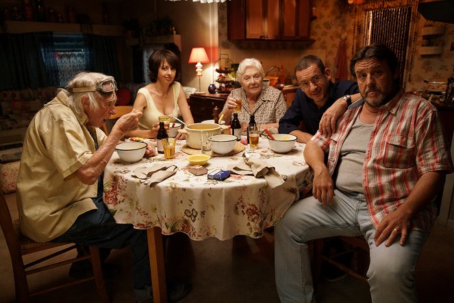 Family is Family - Making of - Pierre Richard, Valérie Bonneton, Line Renaud, Dany Boon, Guy Lecluyse