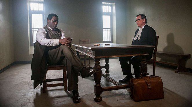 Mandela - Longo Caminho Para a Liberdade - Do filme - Idris Elba, Andre Jacobs