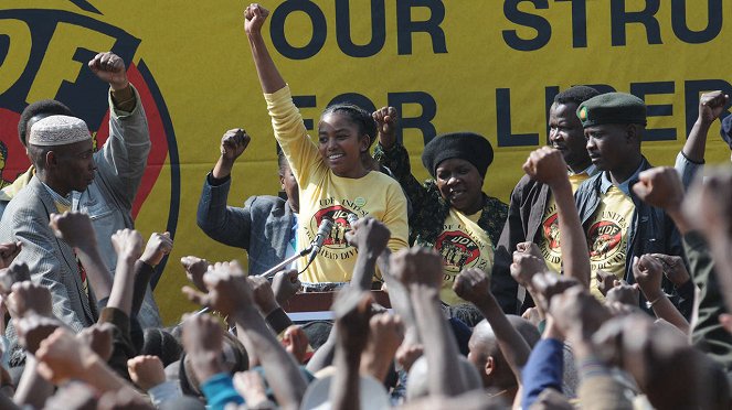 Mandela: Dlouhá cesta ke svobodě - Z filmu - Lindiwe Matshikiza