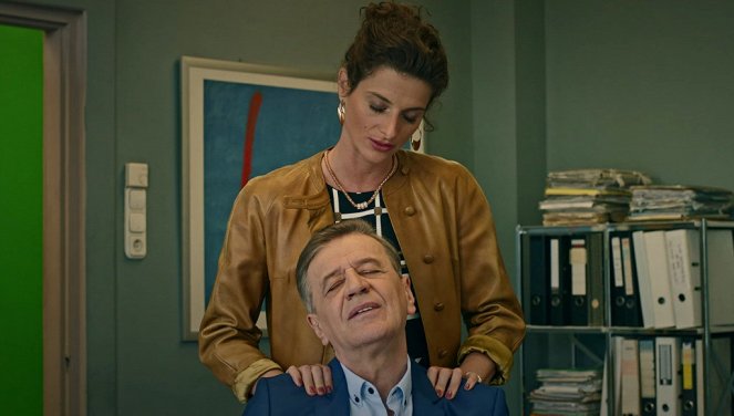 Tóth János - Season 1 - E-zotéria - Film - Zoltán Mucsi, Adél Jordán
