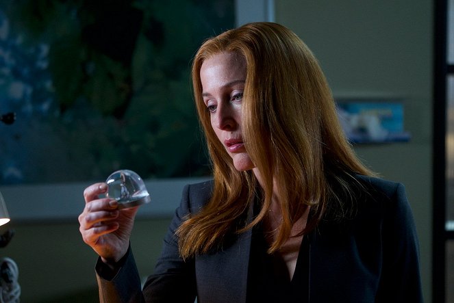 The X-Files - Ghouli - Van film - Gillian Anderson