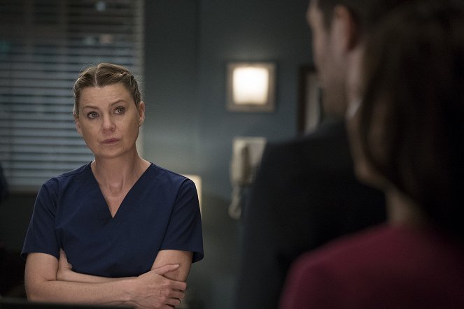 Grey's Anatomy - Season 14 - 1-800-799-7233 - Photos - Ellen Pompeo