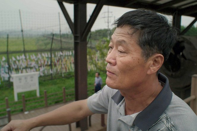 Otroctví v Severní Koreji – Dolaroví hrdinové - Z filmu
