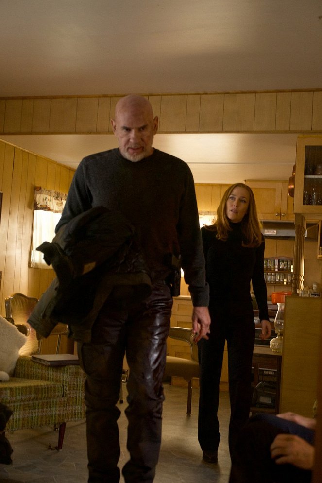 The X-Files - Le Retour du monstre - Film - Mitch Pileggi, Gillian Anderson