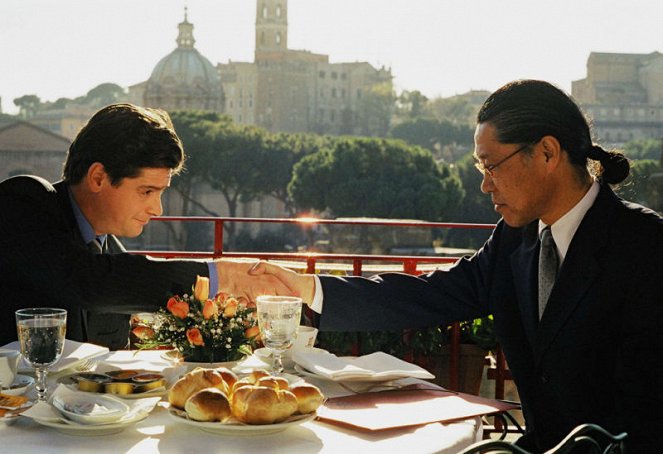 Ein Banker zum Verlieben - De la película - Fritz Karl, Tadashi Endo