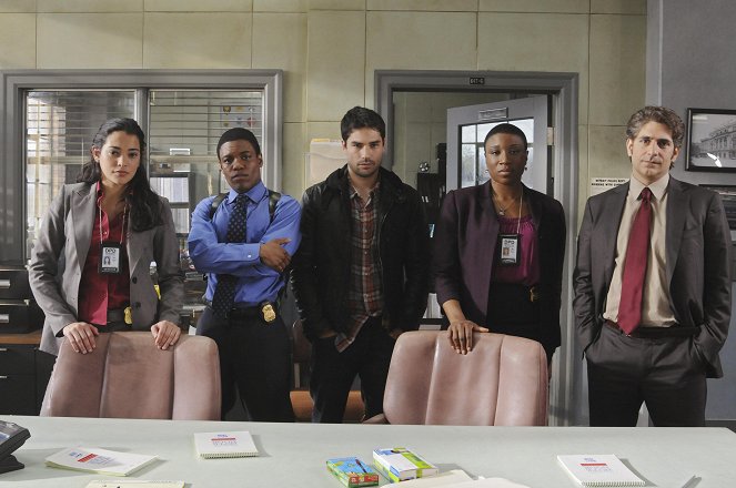 Detroit 1-8-7 - Werbefoto - Natalie Martinez, Jon Michael Hill, D.J. Cotrona, Aisha Hinds, Michael Imperioli