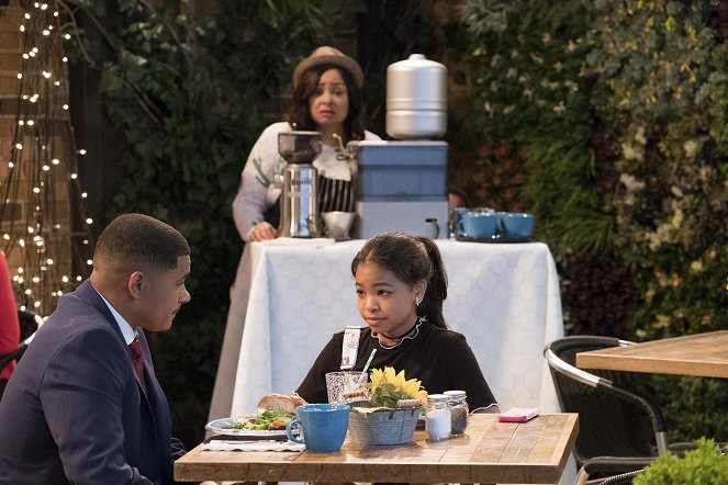 Raven's Home - Season 1 - The Baxters Get Bounced - Filmfotos