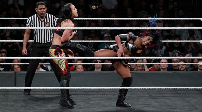 NXT TakeOver: Philadelphia - Photos - Shayna Baszler, Adrienne Reese