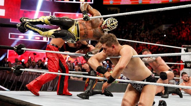 WWE Royal Rumble - Photos - Rey Mysterio, Mike "The Miz" Mizanin