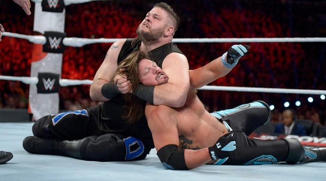 WWE Royal Rumble - Photos - Kevin Steen, Allen Jones