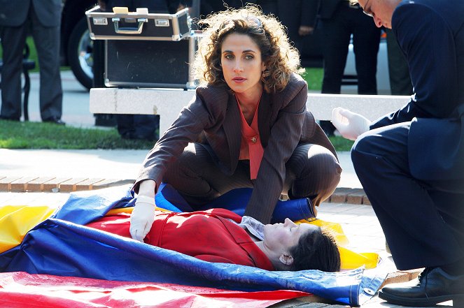 CSI: Kryminalne zagadki Nowego Jorku - Faul osobisty - Z filmu - Melina Kanakaredes