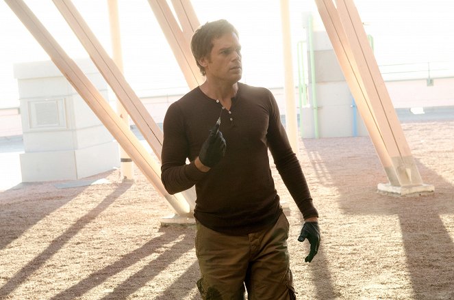 Dexter - This Is the Way the World Ends - Photos - Michael C. Hall