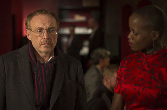 Arthur & Claire - Do filme - Josef Hader, Florence Kasumba