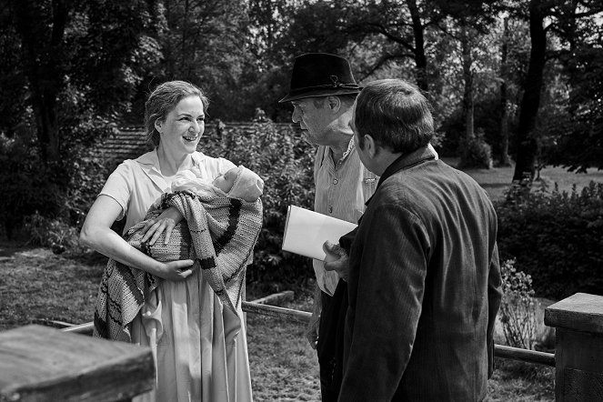 Zwei Herren im Anzug - Film - Martina Gedeck, Josef Bierbichler