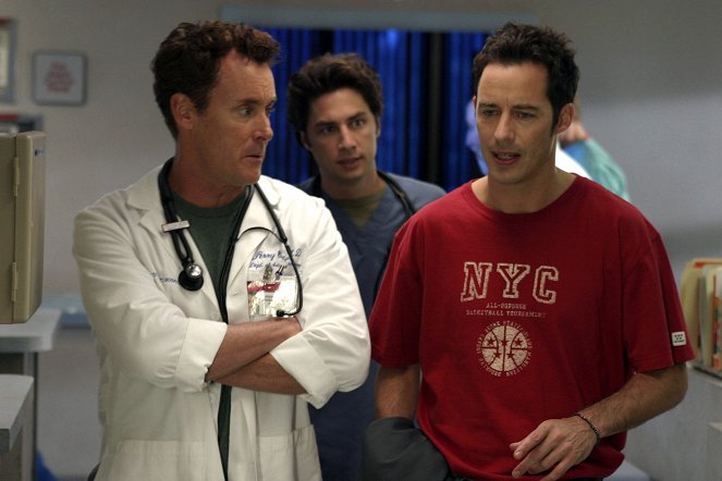 Scrubs: Doktůrci - Můj bratříčku, kde jsi? - Z filmu - John C. McGinley, Zach Braff, Tom Cavanagh