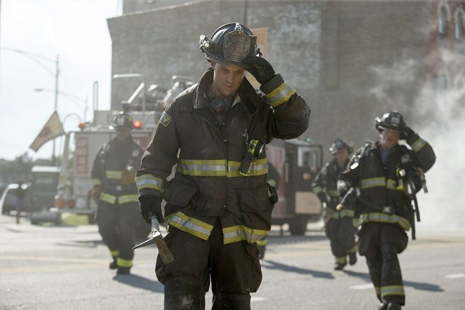 Chicago Fire - Scorched Earth - Van film