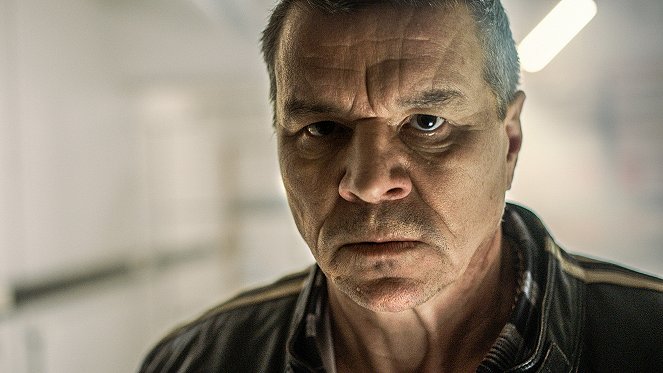 Downshiftaajat - Season 2 - Turpajuhlat - Z filmu - Jarmo Mäkinen