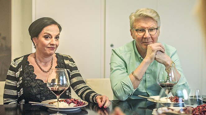 Downshiftaajat - Valehtelijat - Z filmu - Anna-Leena Härkönen, Pirkka-Pekka Petelius