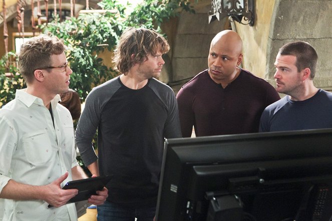 NCIS: Los Angeles - Season 5 - Between the Lines - De la película - Barrett Foa, Eric Christian Olsen, LL Cool J, Chris O'Donnell