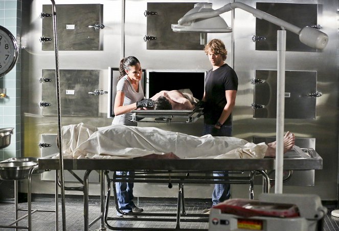 Agenci NCIS: Los Angeles - Season 6 - Ciężkie czasy - Z filmu - Daniela Ruah, Eric Christian Olsen