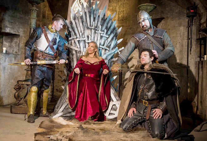Queen of Thrones - Van film - Danny D, Rebecca More, Xander Corvus