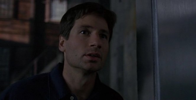 The X-Files - Paper Clip - Photos - David Duchovny