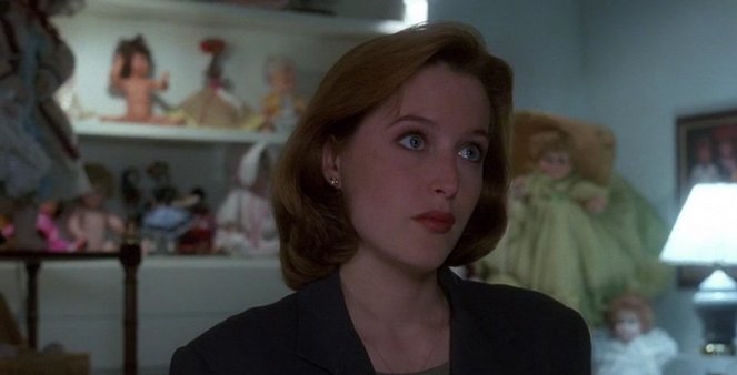 The X-Files - Clyde Bruckman's Final Repose - Van film - Gillian Anderson