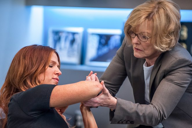 Unforgettable - Memory Kings - Photos - Poppy Montgomery, Jane Curtin