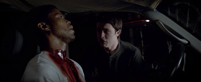 The Open House - Film - Sharif Atkins, Dylan Minnette