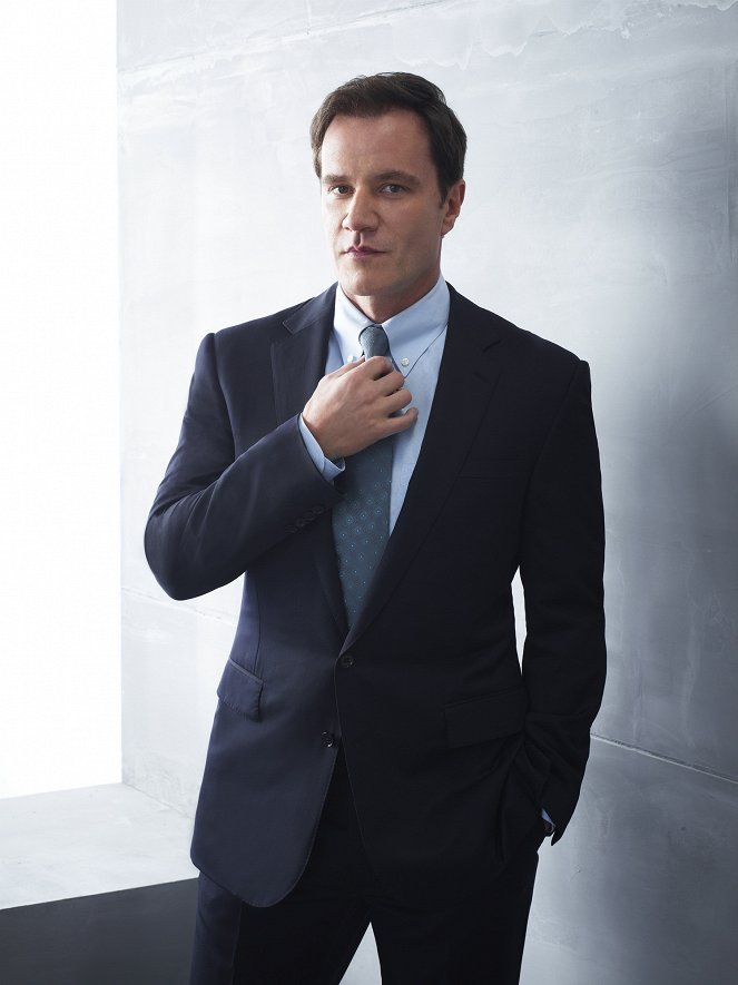 White Collar - Promo - Tim DeKay