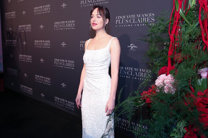Fifty Shades Freed - Events - Fifty Shade Freed Premiere on Feb.6,2018 in Paris, France - Dakota Johnson
