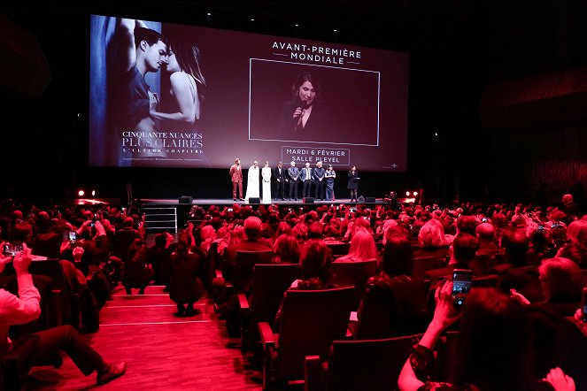 Nowe oblicze Greya - Z imprez - Fifty Shade Freed Premiere on Feb.6,2018 in Paris, France