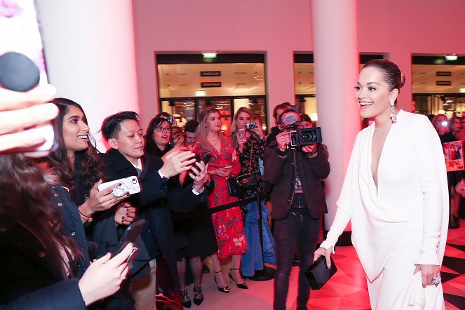 Nowe oblicze Greya - Z imprez - Fifty Shade Freed Premiere on Feb.6,2018 in Paris, France - Rita Ora
