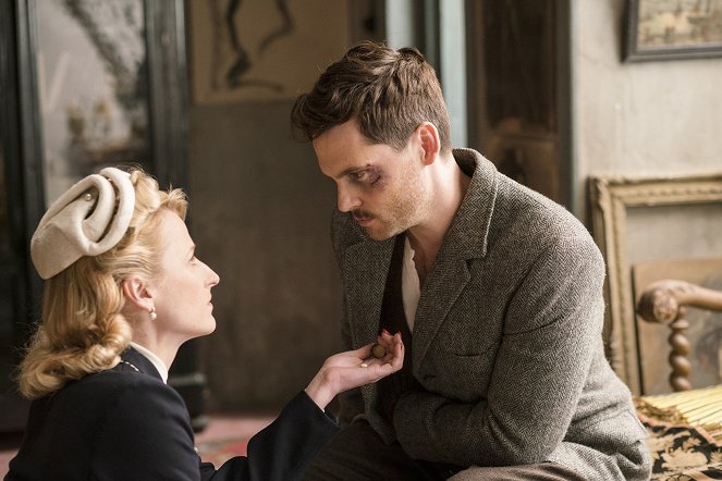 The Collection - The Dress - Photos - Mamie Gummer, Tom Riley