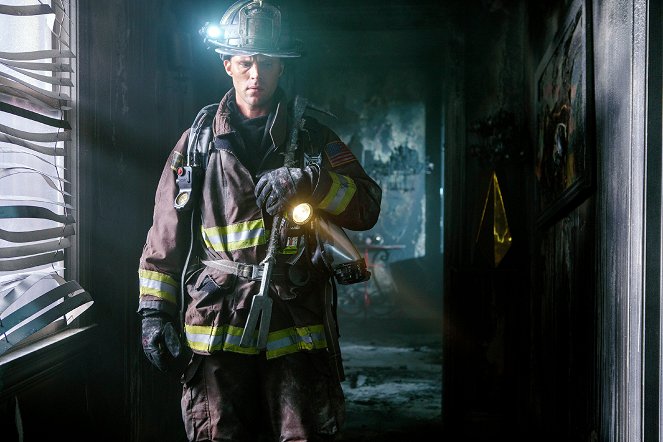 Chicago Fire - J'ai tenu sa main - Film - Jesse Spencer