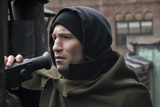 The Punisher - Front Toward Enemy - Photos - Jon Bernthal