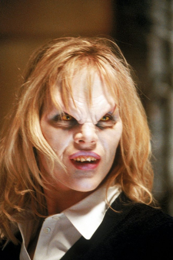 Buffy, cazavampiros - Welcome to the Hellmouth - De la película