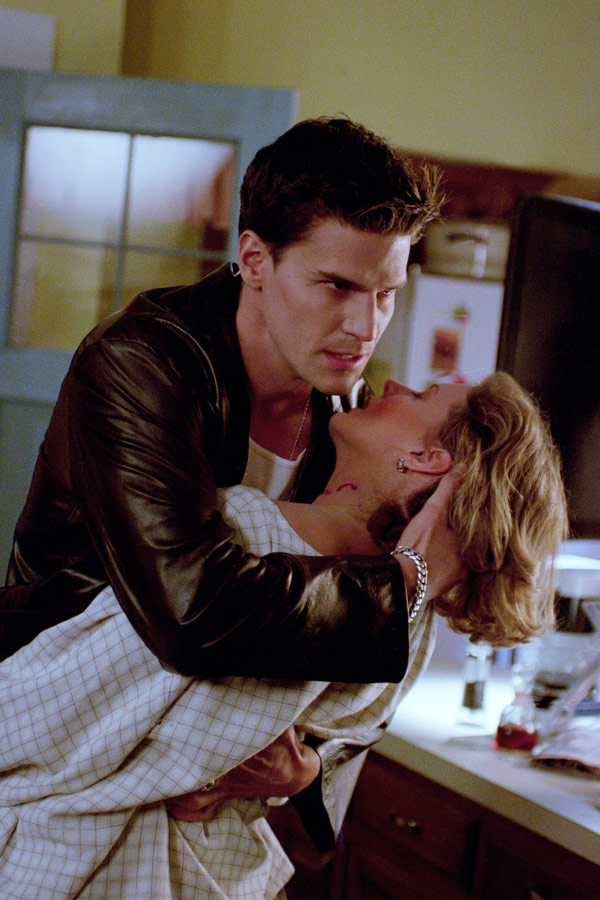 Buffy - Im Bann der Dämonen - Angel – Blutige Küsse - Filmfotos - David Boreanaz